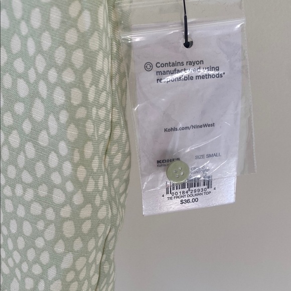 Nine West Green Short Sleeve Button Down Shirt - Picture 3 of 4